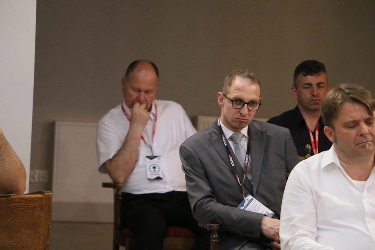 Płock. XII Ogólnopolska Pielgrzymka Nadzwyczajnych Szafarzy Komunii Świętej - cz. III