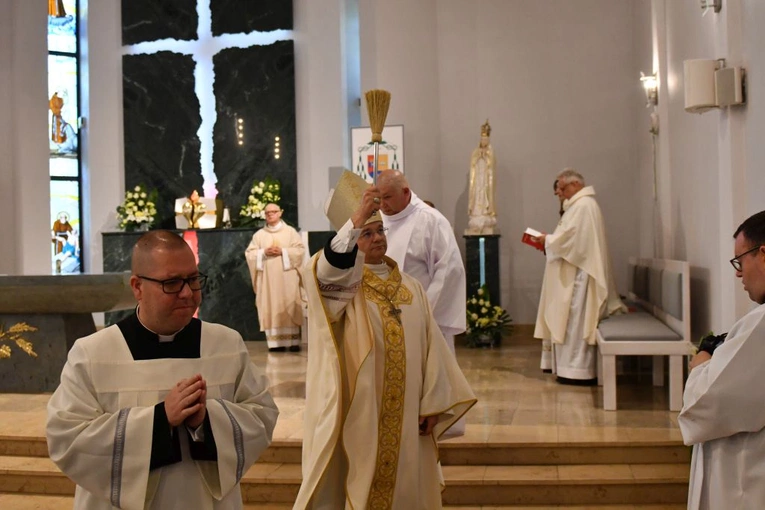 Poświęcenie kościoła w. św. Antoniego Padewskiego w zielonogórskim Przylepie
