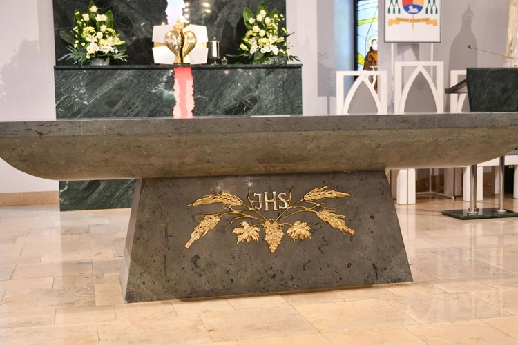 Poświęcenie kościoła w. św. Antoniego Padewskiego w zielonogórskim Przylepie