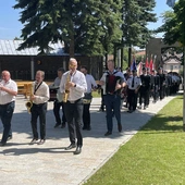 Wspólna modlitwa samorządowców i strażaków