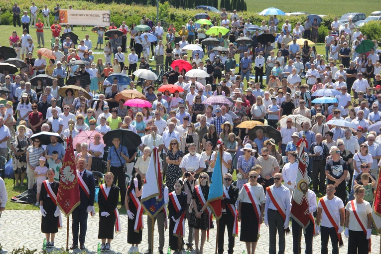 Stary Sącz. Diecezjalne Święto Rodziny 2025