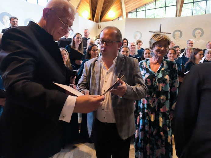 Chór parafii NMP Wspomożenia Wiernych w Zalesiu Dolnym