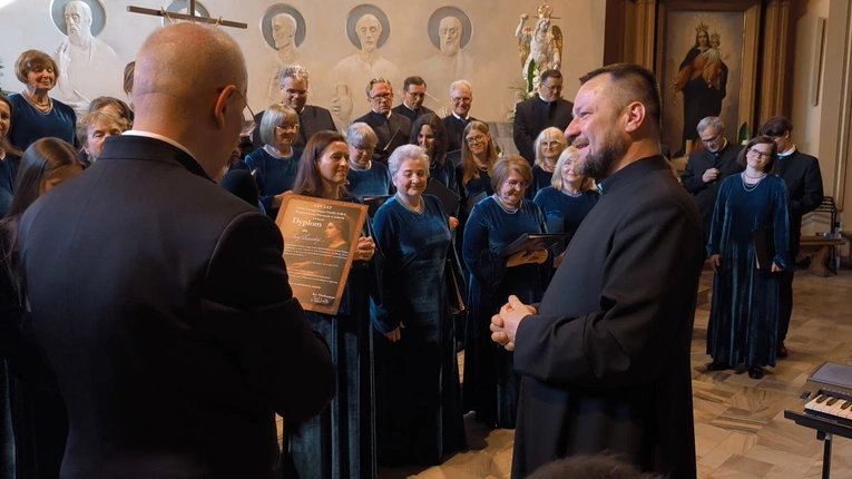 Chór parafii NMP Wspomożenia Wiernych w Zalesiu Dolnym