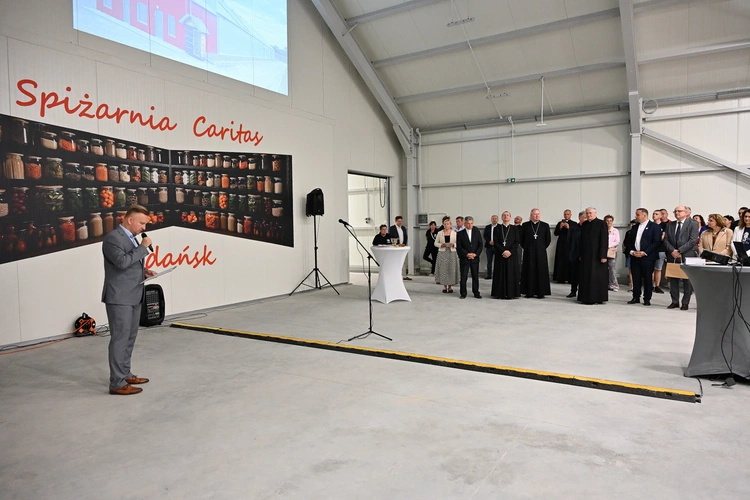 Otwarcie magazynu Caritas AG