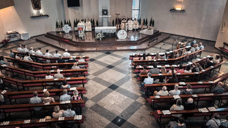 Rozesłanie przed rekolekcjami oazowymi 