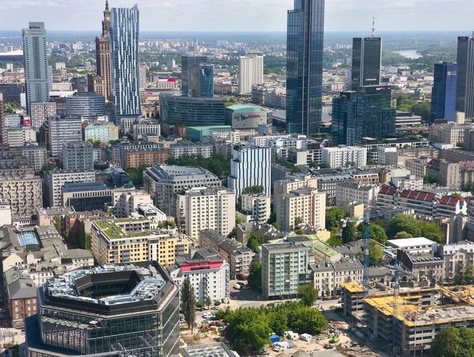 To współczesna opowieść o życiu metropolii.