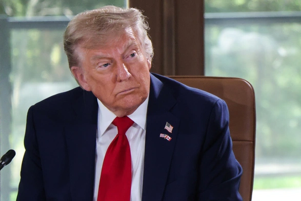 Media: Trump poważnie rozważa dołączenie do wojny przeciwko Iranowi
