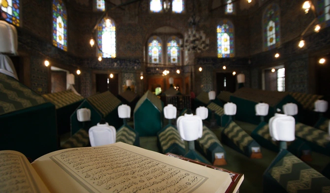 Koran, filary islamu i takija