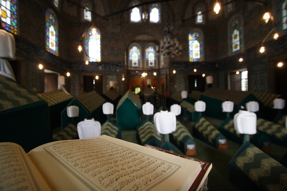 Koran, filary islamu i takija