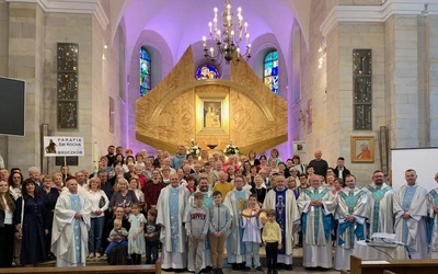 Pielgrzymi zapewniają, że każdego roku będą wracać do Matki Bożej Wychowawczyni.