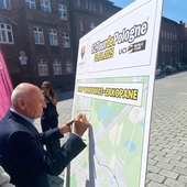Katowice. 5. etap Tour de Pologne bez finiszu w rejonie ronda. Start w Nikiszowcu