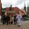 Abp Kupny: Spożywanie Ciała i Krwi Chrystusa jest włączeniem w Jego krwioobieg