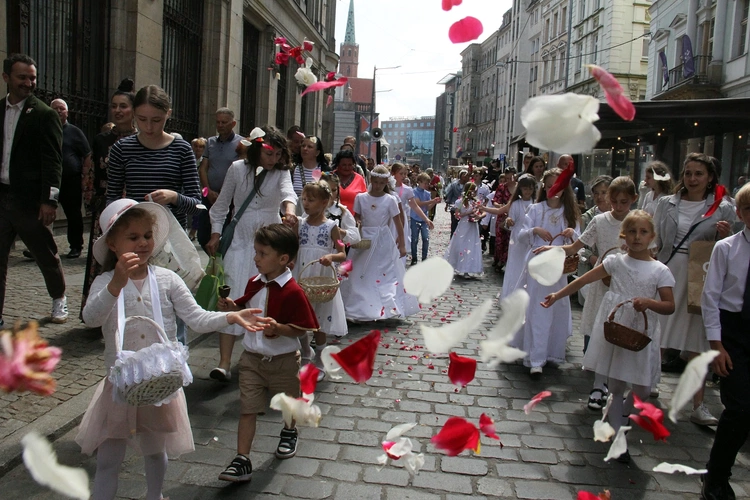 Boże Ciało 2025 - wrocławska procesja centralna
