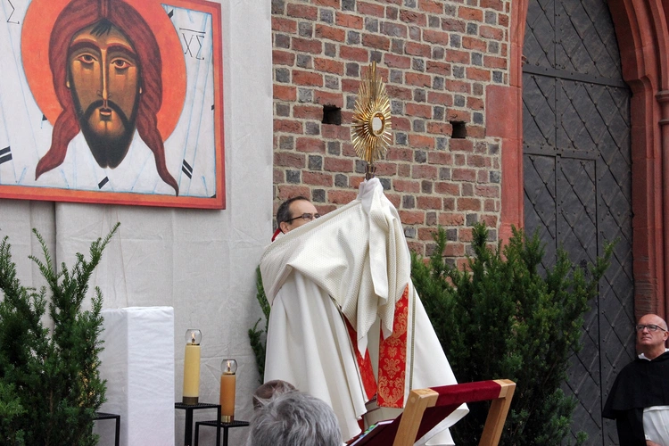 Boże Ciało 2025 - wrocławska procesja centralna