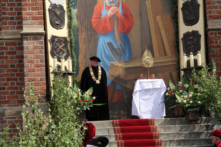 Boże Ciało 2025 - wrocławska procesja centralna