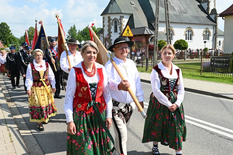 Z Najświętszym Sakramentem od ronda do ronda