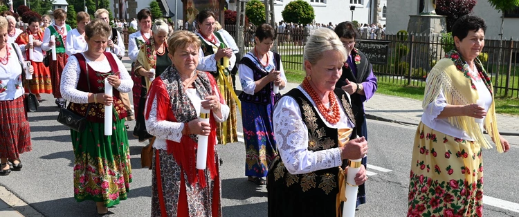 Z Najświętszym Sakramentem od ronda do ronda