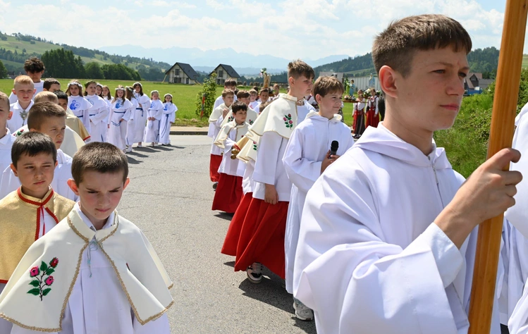 Z Najświętszym Sakramentem od ronda do ronda