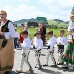 Z Najświętszym Sakramentem od ronda do ronda