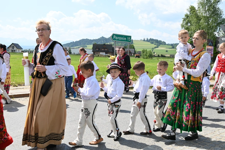 Z Najświętszym Sakramentem od ronda do ronda