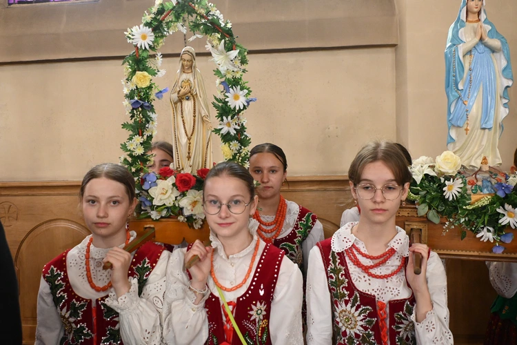 Z Najświętszym Sakramentem od ronda do ronda