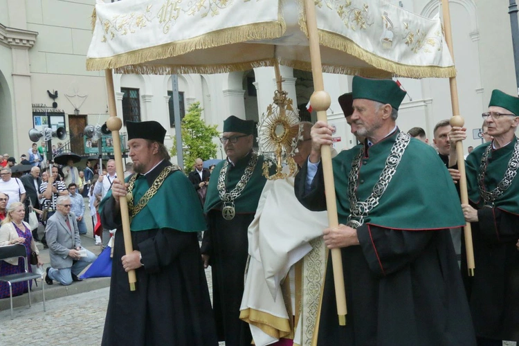 Za Jezusem
