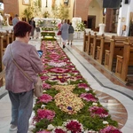 Kwiatowe dywany dla Jezusa - archidiecezja wrocławska