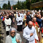 Procesja Bożego Ciała na ulicach Świebodzina