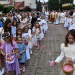 Procesja Bożego Ciała na ulicach Świebodzina