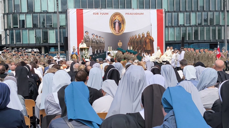 Boże Ciało. Ołtarz na placu Piłsudskiego
