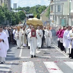 Olsztyn. Centralna procesja Bożego Ciała