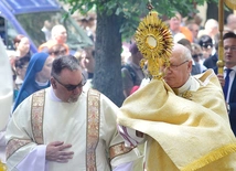 Olsztyn. Centralna procesja Bożego Ciała