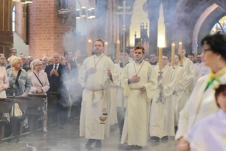 Olsztyn. Centralna procesja Bożego Ciała