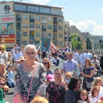 Procesja w centrum Legnicy