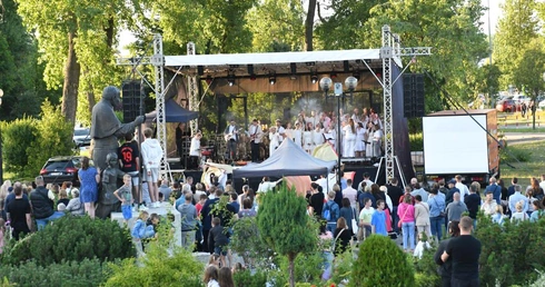 Zielonogórskie uwielbienie w Boże Ciało