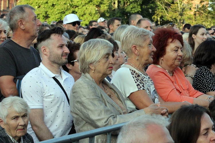 Uwielbienie "wNieboGłosy" 2025 w Boże Ciało