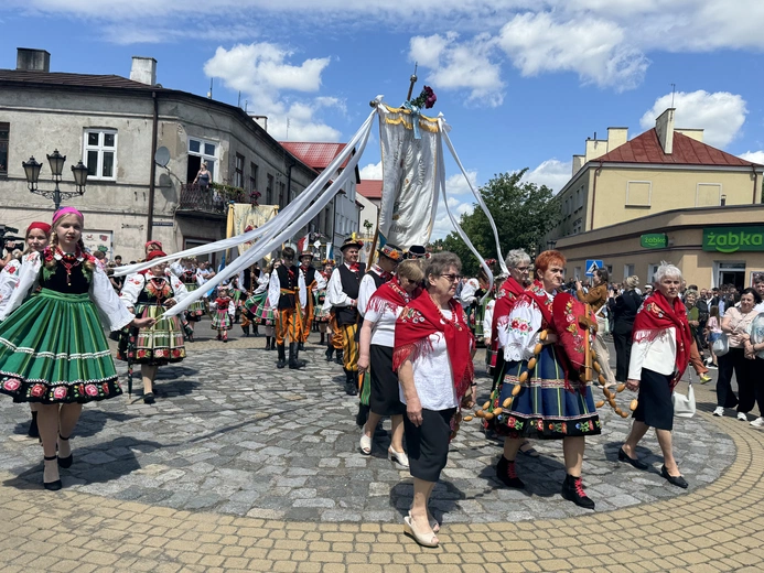 Boże Ciało w Łowiczu - procesja