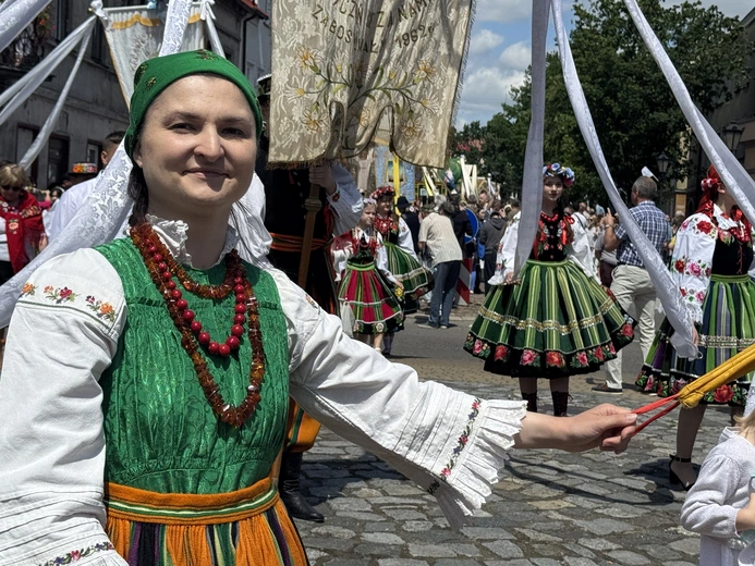 Boże Ciało w Łowiczu - procesja