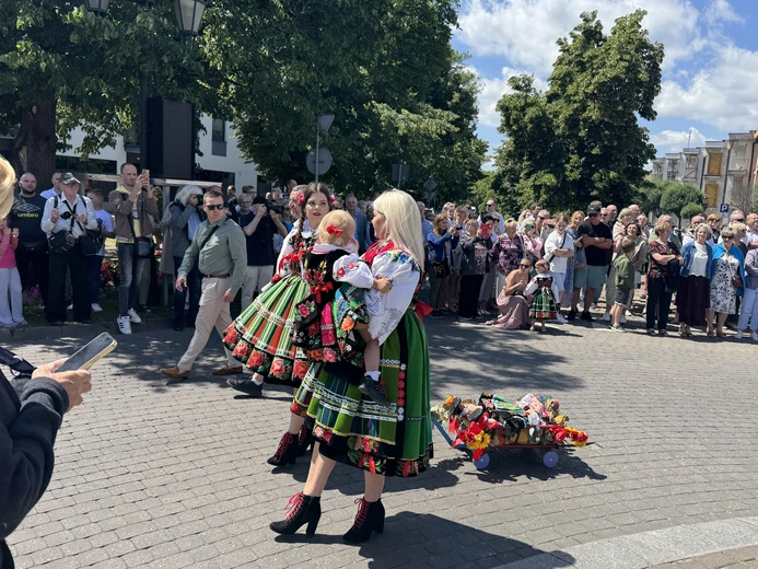 Boże Ciało w Łowiczu - procesja