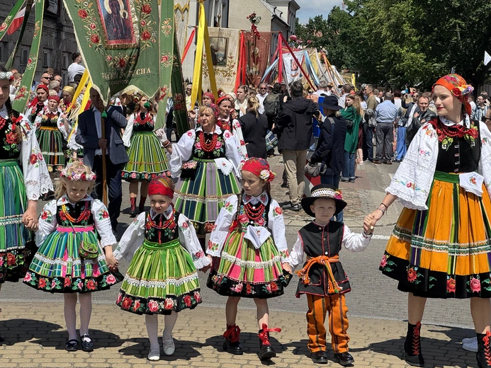 Boże Ciało w Łowiczu - procesja