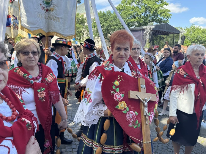 Boże Ciało w Łowiczu - procesja