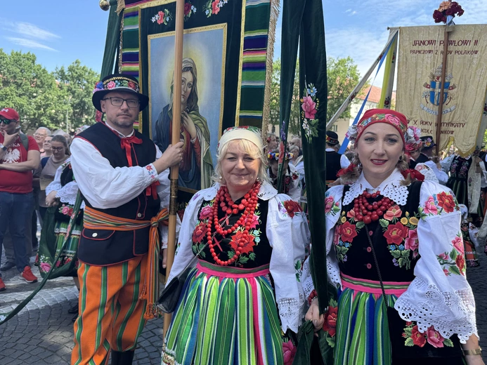 Boże Ciało w Łowiczu - procesja