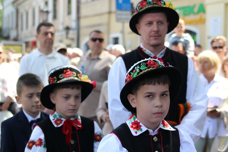 Boże Ciało w Łowiczu - procesja