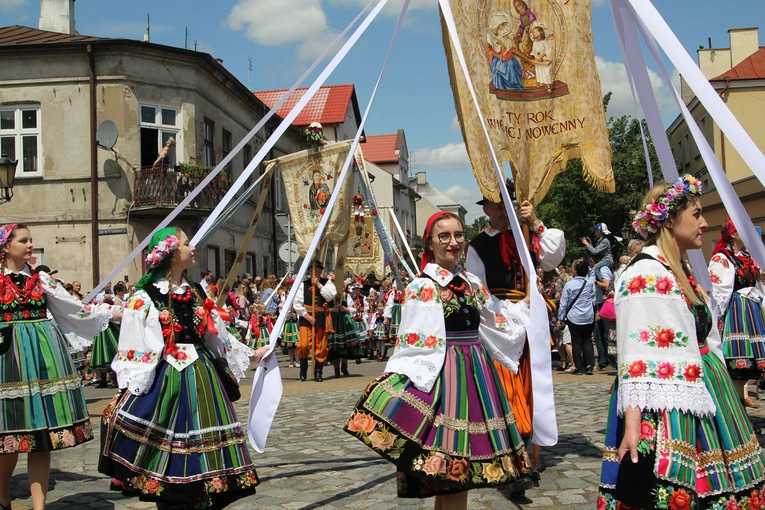 Boże Ciało w Łowiczu - procesja