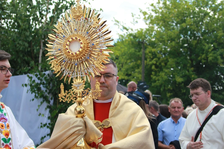 Boże Ciało w Łowiczu - procesja