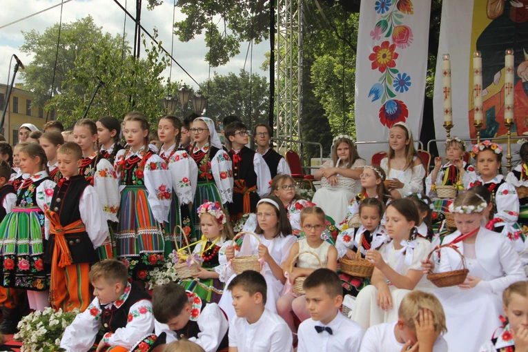 Boże Ciało w Łowiczu - procesja
