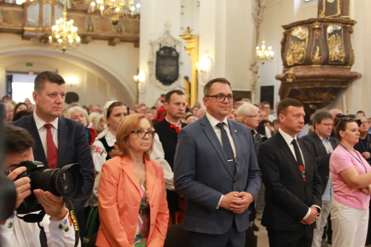 Boże Ciało w Łowiczu - Msza św.