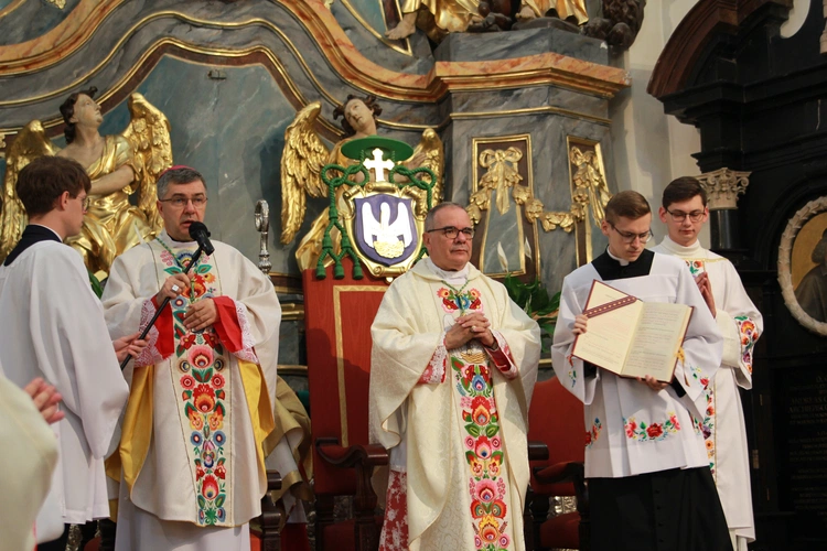 Boże Ciało w Łowiczu - Msza św.