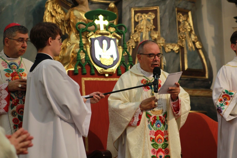 Boże Ciało w Łowiczu - Msza św.