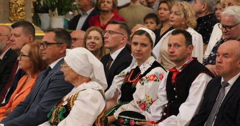 Boże Ciało w Łowiczu - Msza św.